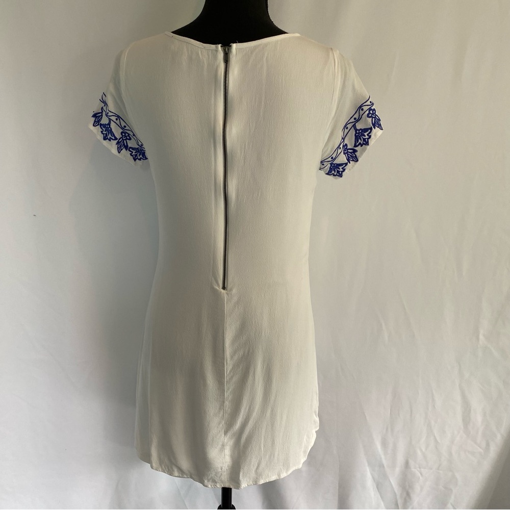 White Lulus Dress Size S - Picture 2 of 8